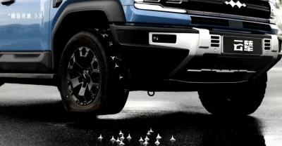 Le nouveau SUV de BYD peut rouler sur... trois roues