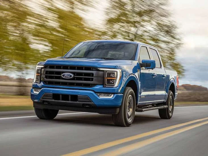 Ford appelle l'Europe à revoir les objectif d'émissions pour les voitures thermiques