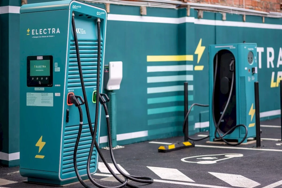 Voiture électrique : moins de 0,20 euro du kWh chez Electra, mais attention aux conditions