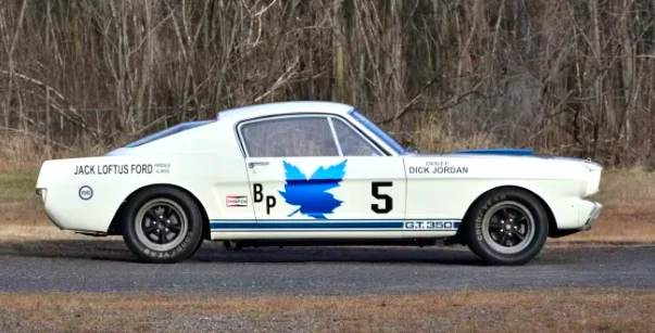 Indianapolis : Il refuse de vendre sa Shelby GT350R 1965 pour 1 million puis la cède pour 2 millions d'euros cinq ans plus tard