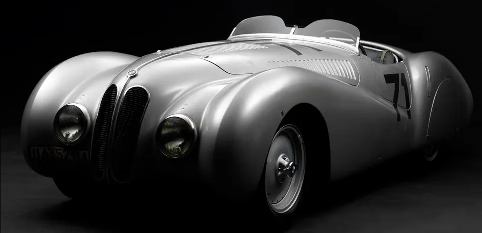 Villa d'Este : Cette BMW 328 à carrosserie Streamline reçoit le meilleur prix