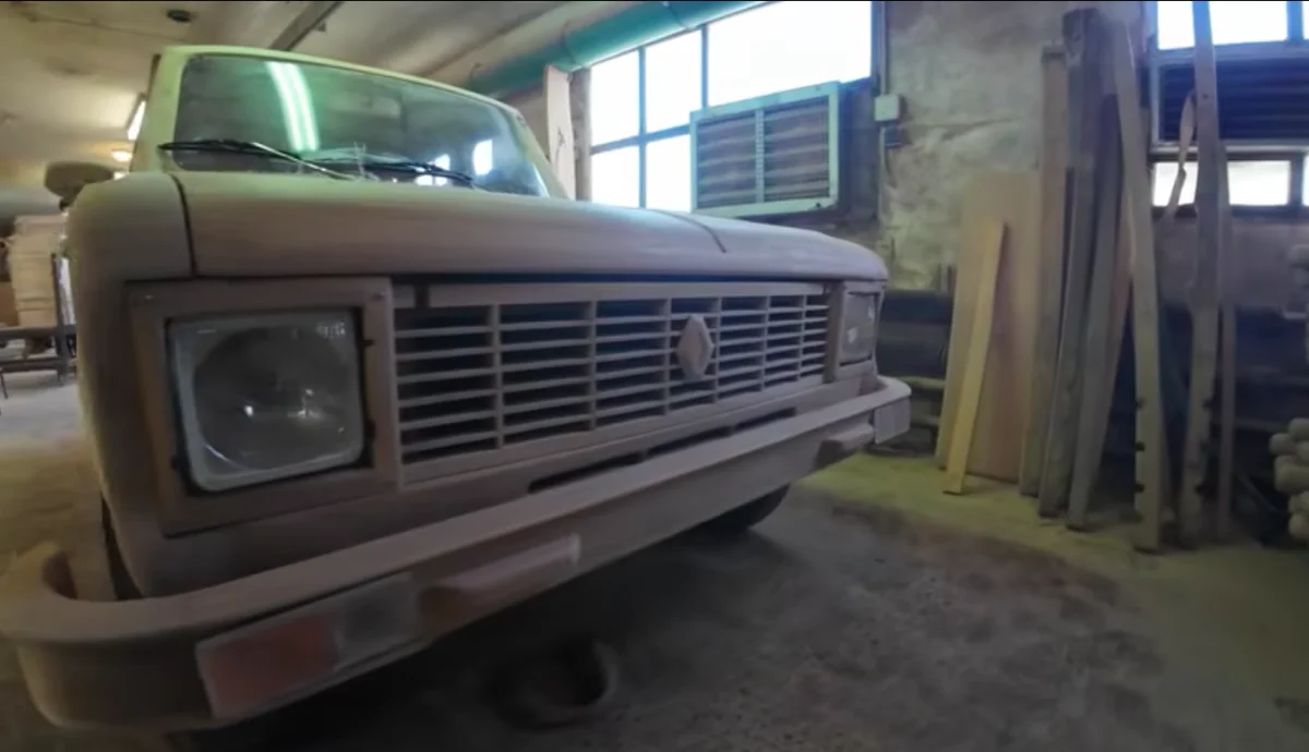 Landes : Construire une Renault 6 tl en bois en un an, le défi fou de cet ébéniste passionné de voitures anciennes