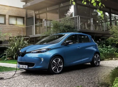 Recharger sa voiture électrique sur une simple prise peut vous coûter bien plus cher que prévu