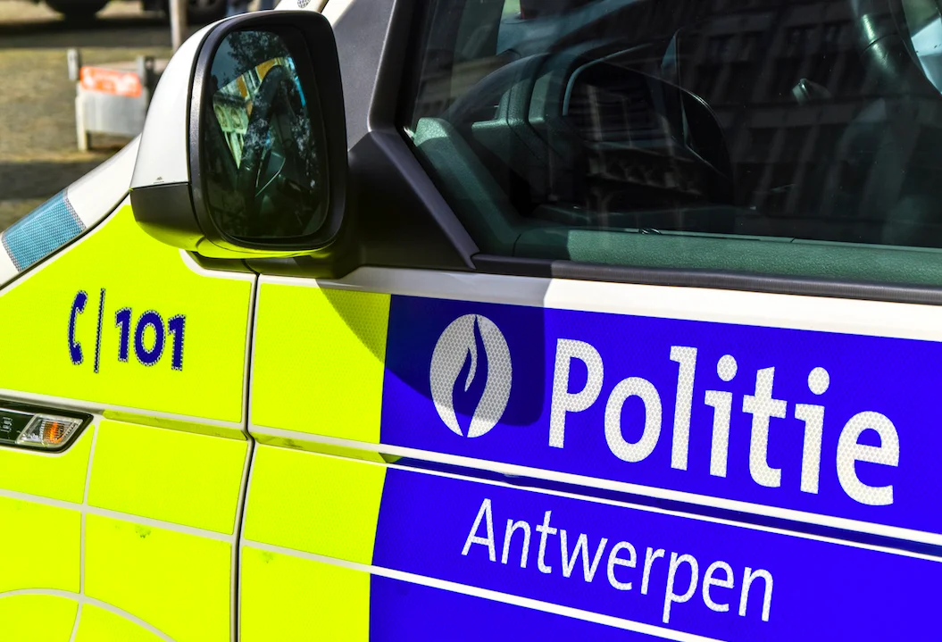 Anvers : Alors qu'il s'était fait retirer le permis à vie, cet automobiliste est arrêté ivre au volant avec ses trois enfants
