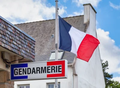 Pays de la Loire : Convoqué au commissariat pour conduite en état d'ivresse, il arrive le lendemain, alcoolisé
