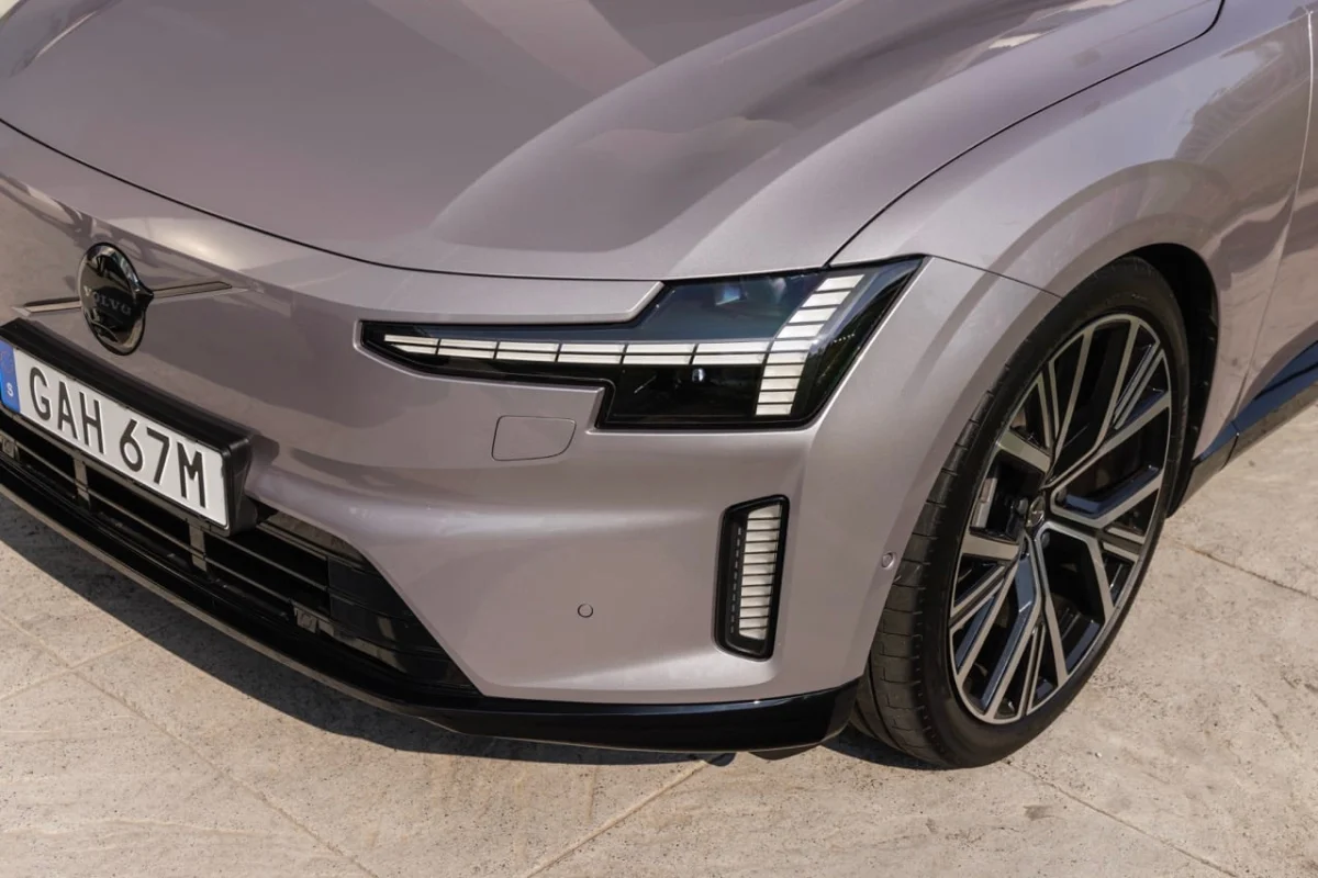 Volvo contourne les restrictions de Donald Trump sur les véhicules connectés avec des technologies chinoises