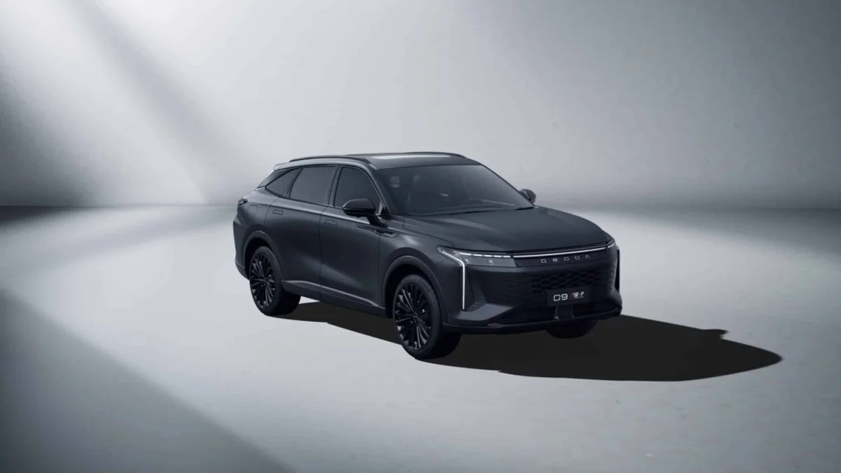 Omoda 9 : le SUV chinois premium devient plus dark avec sa nouvelle version "Full Black"