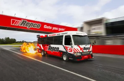 Australie : Ce bus Repco semble tiré d'un film avec effets spéciaux mais il existe bel et bien