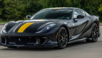Jannik Sinner, propriétaire d'une Ferrari 812 Competizione estimée à 600.000 euros