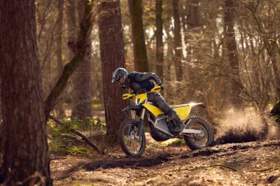 Radian EXR : cette enduro électrique de 70 ch à batterie interchangeable fait trembler les 450 cm3