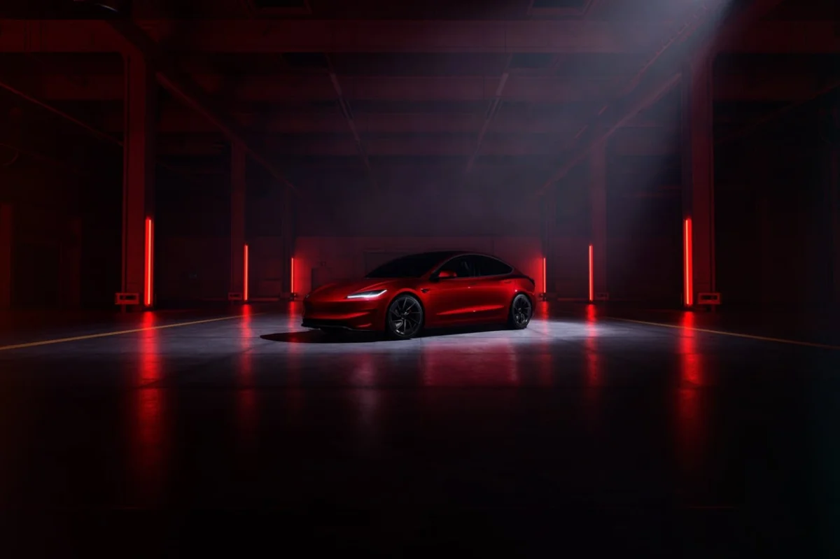 Tesla pourrait-il lancer une version Plaid de plus de 1 000 chevaux de sa Model 3 ?