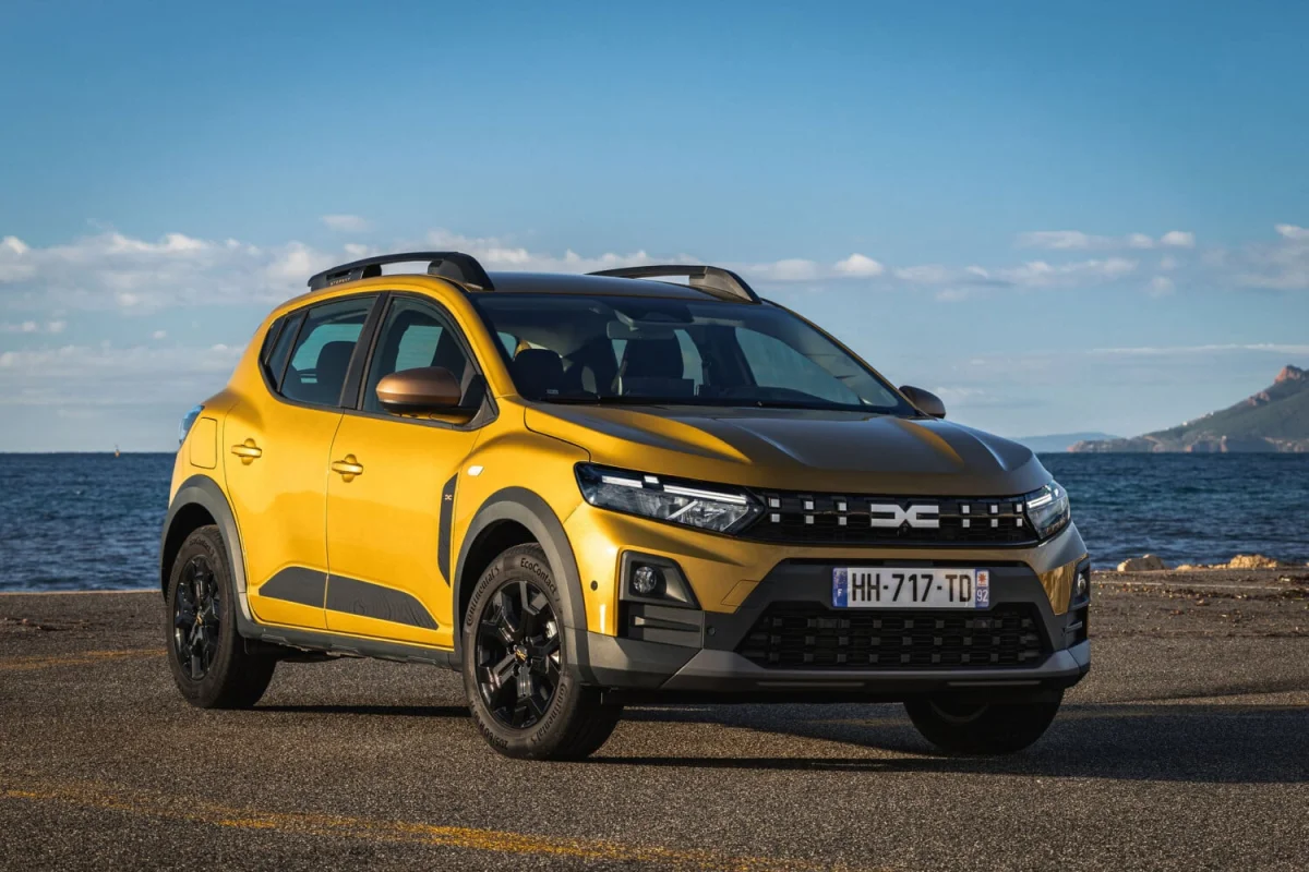 Dacia Sandero restylée : que proposent les vendeurs ? Notre test en caméra cachée !