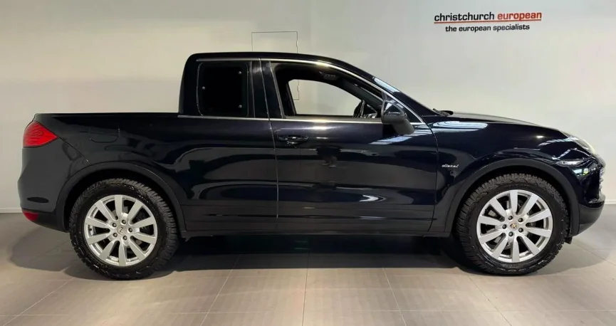 Nouvelle-Zélande : Il dépense 40.000 euros pour transformer cette Porsche en SUV homologué