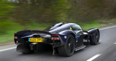 Allemagne : Il achète une Aston Martin Valkyrie pour 3 millions d'euros, il porte plainte contre la marque pour son bruit et ses défauts