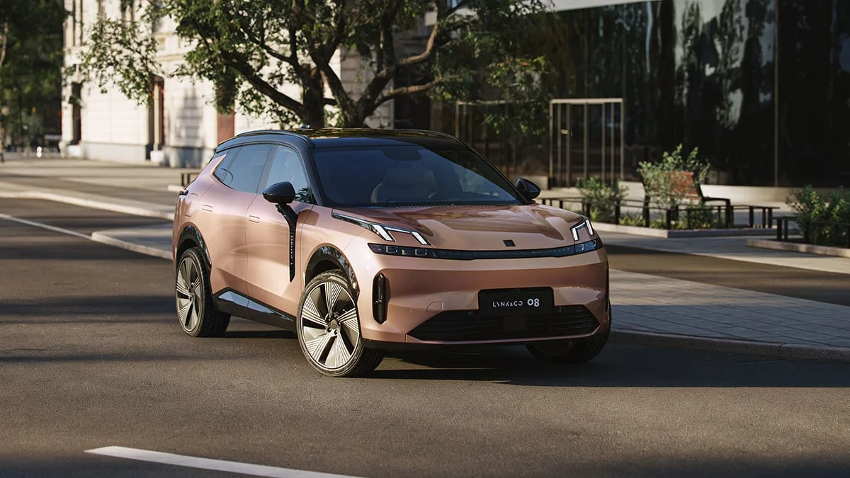 Lynk & Co 08 EM-P Max : une nouvelle déclinaison avec une autonomie électrique revue à la hausse