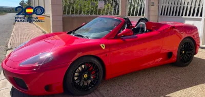 Espagne : Il tente de vendre une réplique de Ferrari 360 Spider sur Internet, la voiture est saisie par les policiers