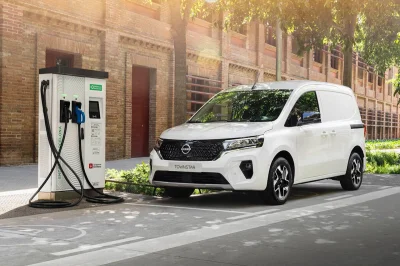 Cet utilitaire électrique de Nissan devient moins cher qu'un diesel