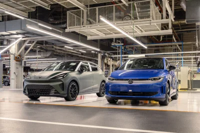 Volkswagen lance officiellement la production de ses deux nouvelles citadines électriques