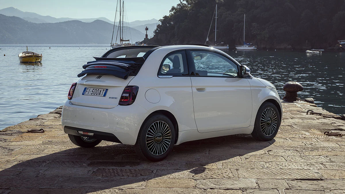 Fiat 500 Dolcevita : une nouvelle série spéciale en version cabriolet