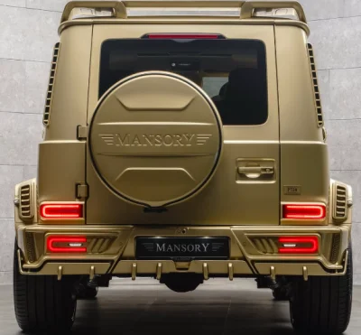 La Mercedes-AMG G 63 de Mansory a des allures de lingot d'or sur roues