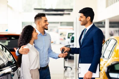 Le prix des voitures neuves a enfin baissé en France, mais le mal est fait