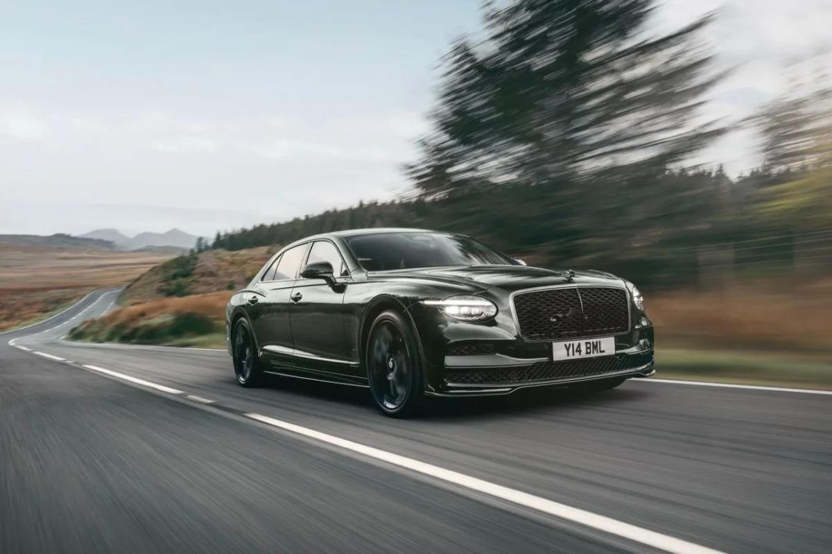 La nouvelle Bentley Flying Spur propose une option à 34 000 € : à ce prix, vous pouvez acheter une Volkswagen Golf