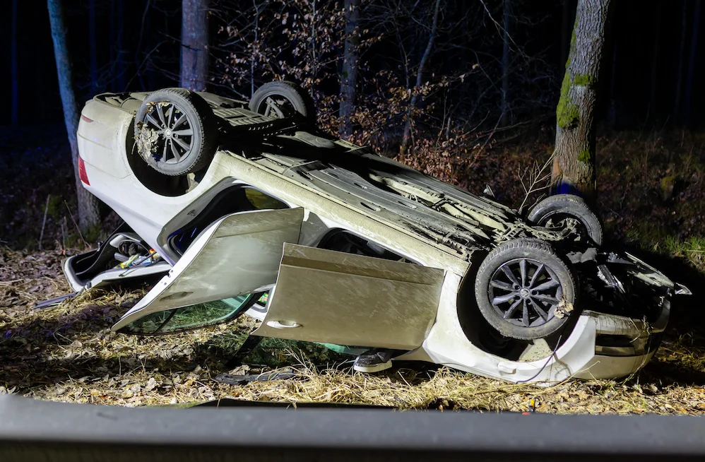 Seine-et-Marne : Après un accident de voiture, le conducteur ivre insulte les gendarmes et s'enfuit en courant dans les champs