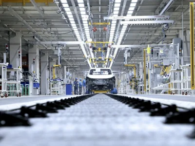 Usines allemandes en quête de reconversion : Chinois ou armement, il faut bien choisir