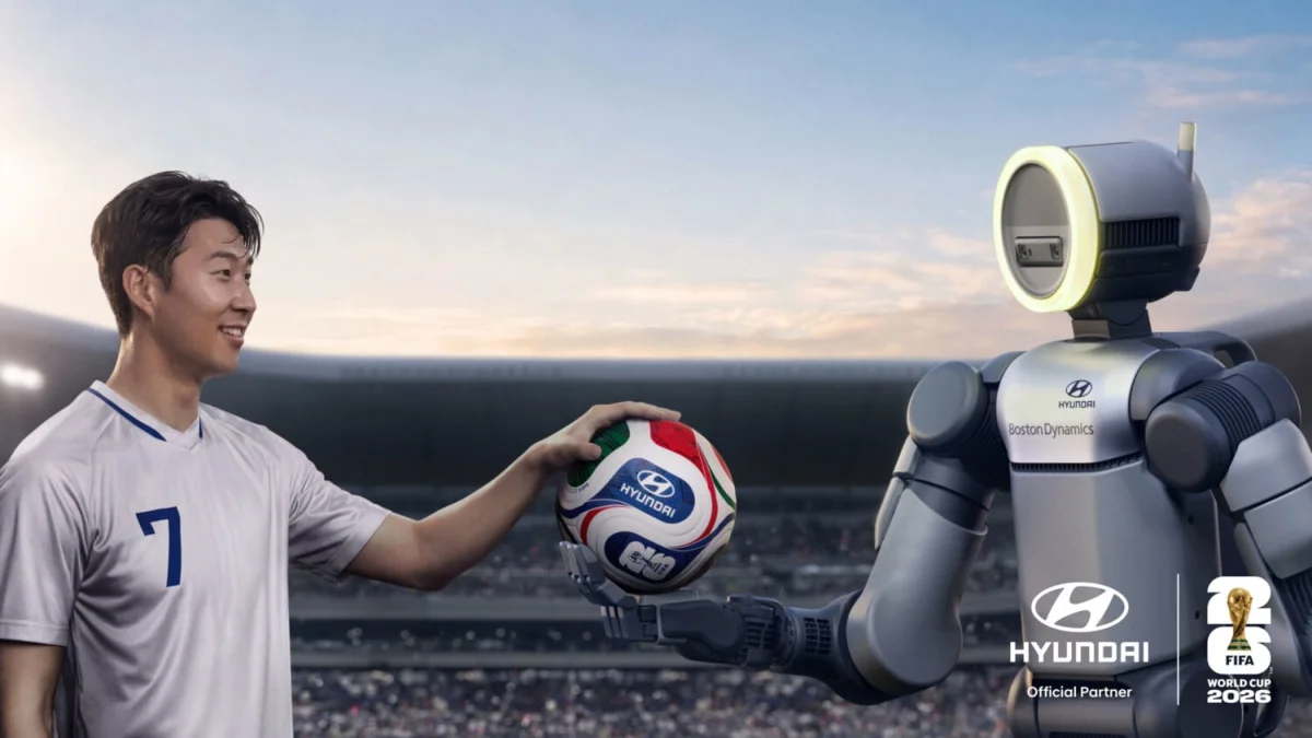 Hyundai a appris à ce robot humanoïde à jouer au football, sans aucun trucage