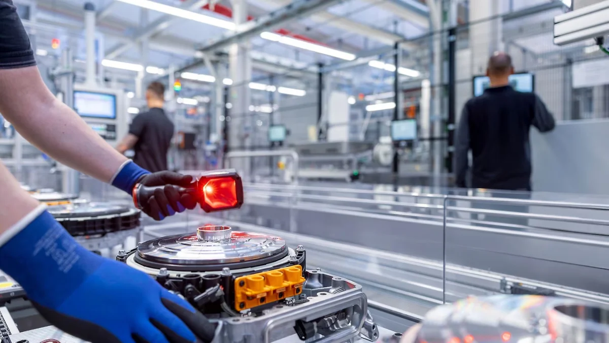 Mercedes-AMG lance la production en série de son moteur électrique à flux axial