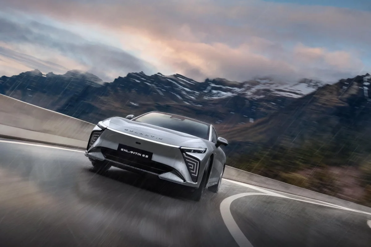 Le groupe Chery poursuit son offensive en Europe avec une berline premium offrant plus de 1 500 kilomètres d'autonomie