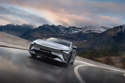 Le groupe Chery poursuit son offensive en Europe avec une berline premium offrant plus de 1 500 kilomètres d'autonomie