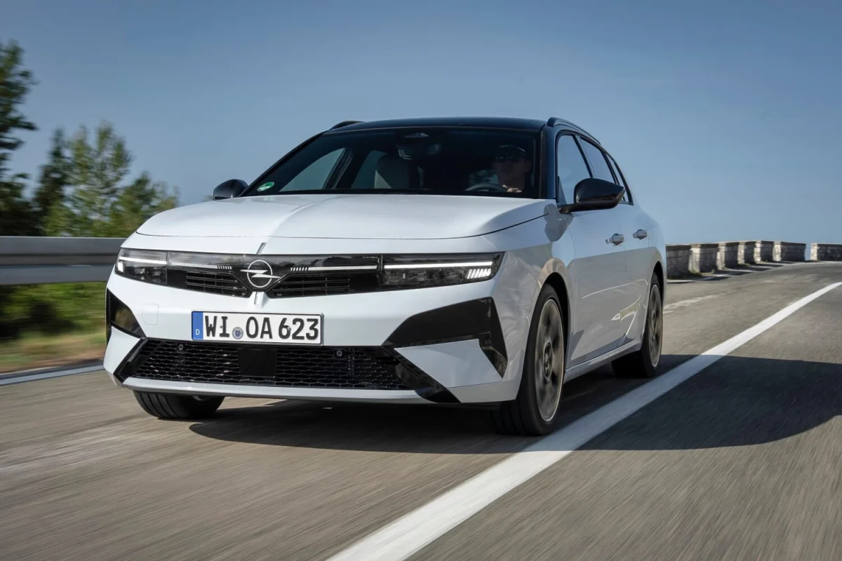 Moins de 30 000 euros pour l'Opel Astra électrique grâce aux aides