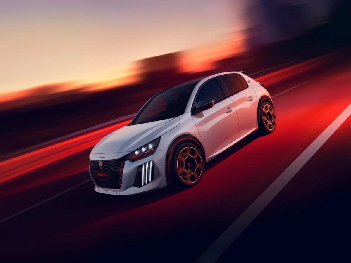 Peugeot E-208 GTi : la marque au Lion vient de dévoiler les prix de sa sportive électrique de 281 ch