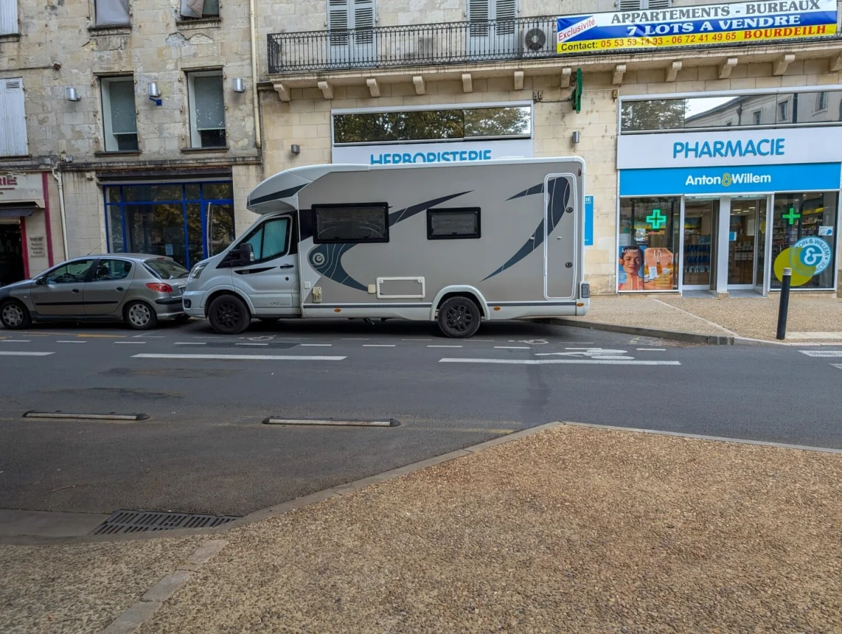 Stationner n'est pas camper : la règle que tout propriétaire de camping-car devrait connaître