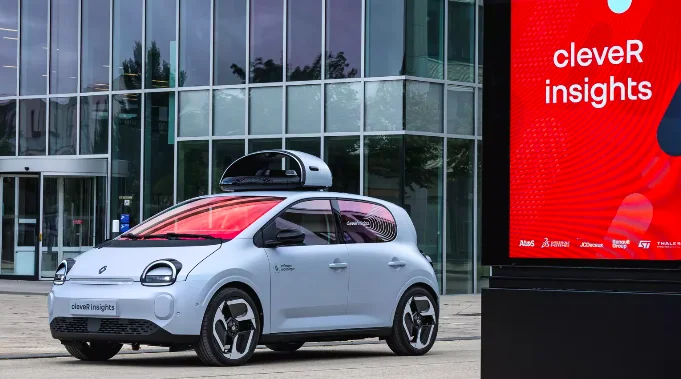 Cette Twingo équipée de capteurs de données est bien utile pour les collectivités