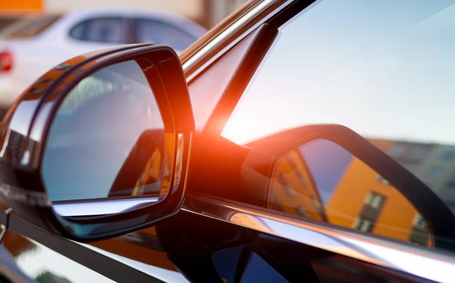 Recharger votre voiture grâce à vos vitres ? C'est bientôt possible avec cette cellule solaire