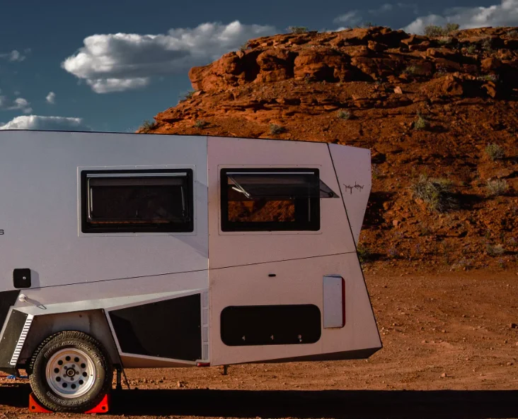 Cette caravane Polydrops n'existe qu'en 20 unités et dispose d'un aileron pour l'aérodynamisme