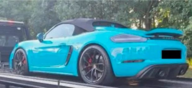 Ain : Arrêté en Porsche Bleu Miami à 175 km/h, il devra aller la chercher à la fourrière