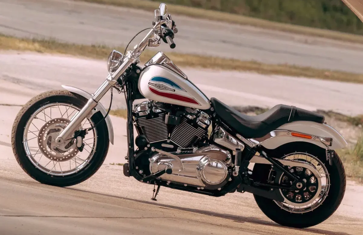55 ans plus tard, Harley-Davidson fait revivre la légendaire Super Glide