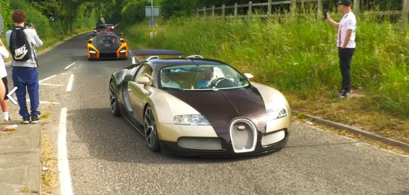 Quand un club d'hypercars à 120 millions d'euros vole la vedette à un club de supercars lors d'un rassemblement