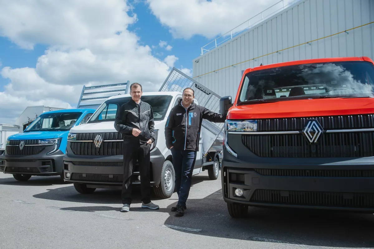 Fini les allers-retours chez le carrossier : Renault simplifie la commande des utilitaires