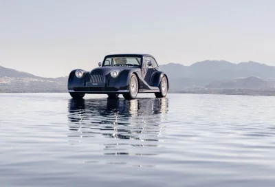 Morgan Midsummer Coupé : l'officine anglaise dévoile un sublime coupé à toit vitré
