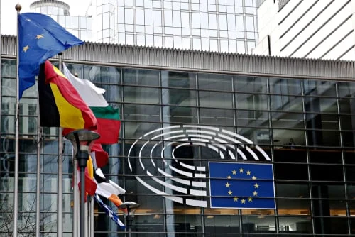 L'Europe donne son feu vert à l'accord avec les États-Unis : les constructeurs savent enfin à quoi s'en tenir