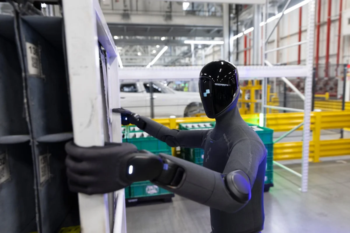Les ouvriers de l'industrie automobile luttent pour leur survie avec l'arrivée des robots dans les usines