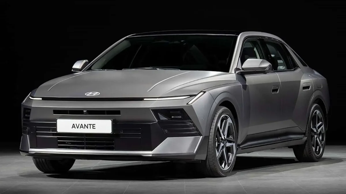 Hyundai Elantra : cette nouvelle génération va-t-elle relancer les berlines en Europe ?