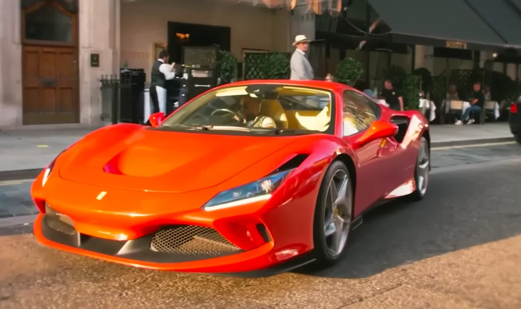Ce milliardaire collectionne les voitures les plus rares au monde, dont des Bugatti et des Ferrari