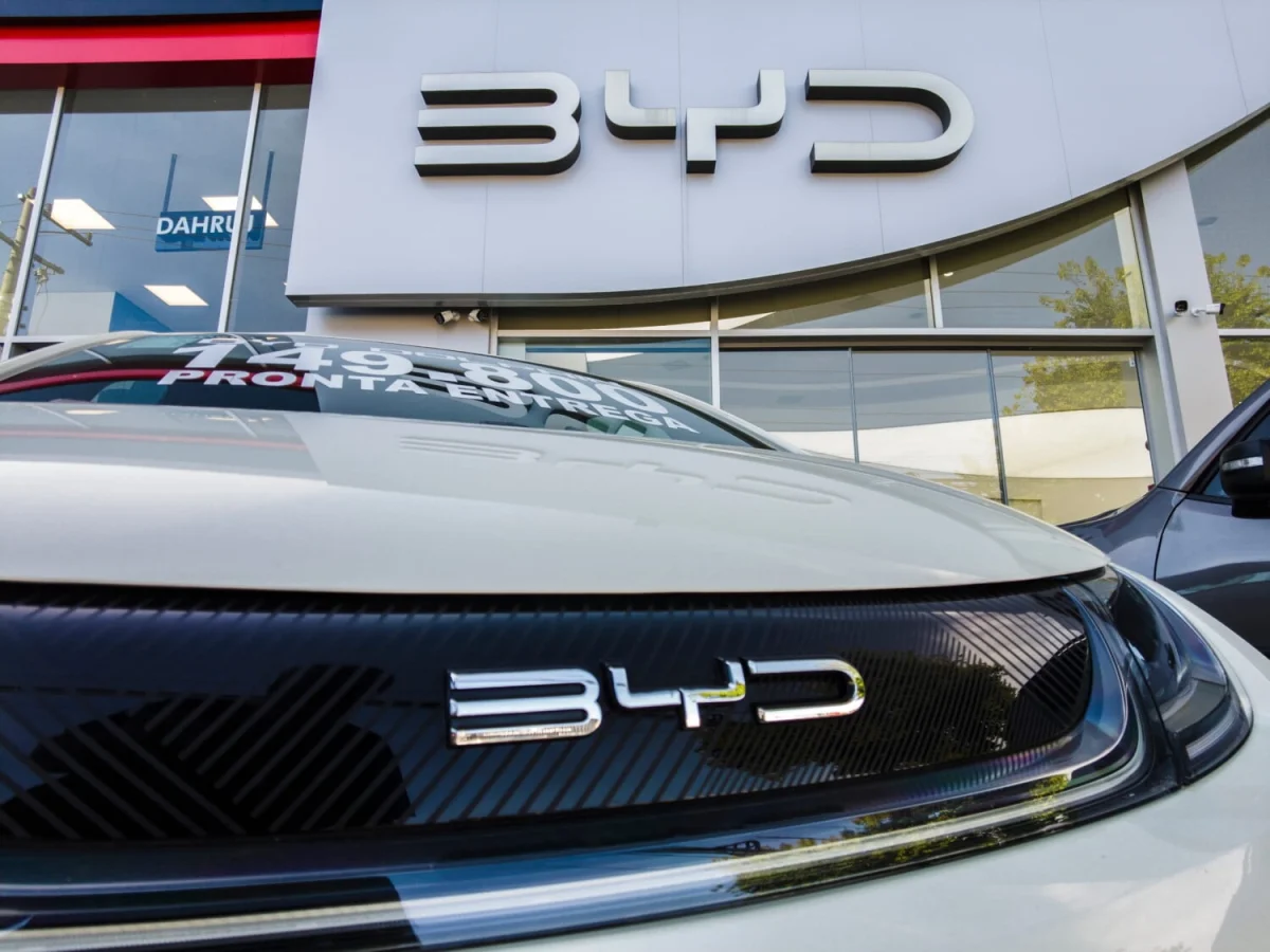 "C’est un signal d’alarme" : BYD réagit aux difficultés de Volkswagen et prévient toute l'industrie européenne