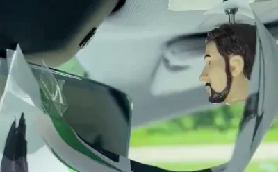 Afin de berner l'autopilot, les propriétaires de Tesla placent des têtes de poupées à la place du conducteur