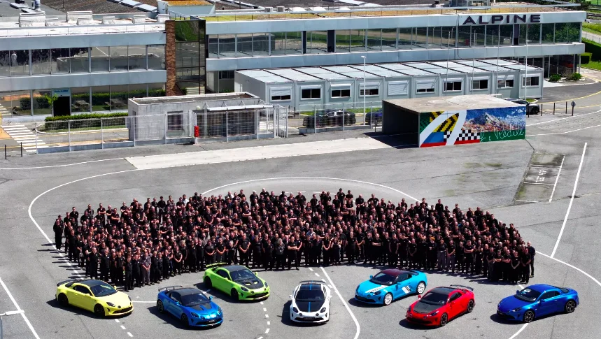 Dieppe : 35 000 Alpine A110 vont être produites à la manufacture Alpine, la 3ème génération arrive